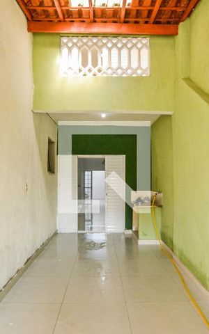 Casa à venda com 200m², 3 quartos e 4 vagas Casa à venda com 200m², 3 quartos e 4 vagasGaragem