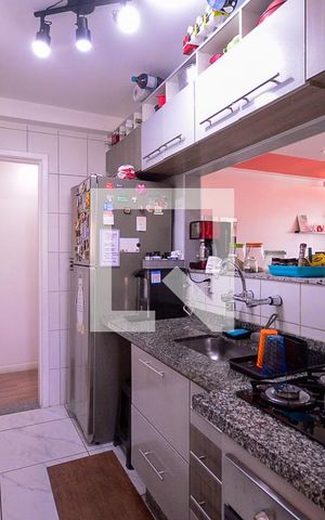 Apartamento à venda com 70m², 3 quartos e 2 vagas Apartamento à venda com 70m², 3 quartos e 2 vagasCozinha