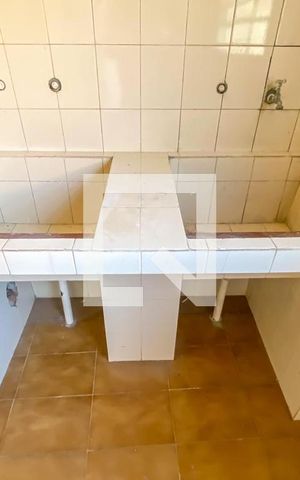 Casa à venda com 275m², 3 quartos e 3 vagas Casa à venda com 275m², 3 quartos e 3 vagasÁrea de Serviço