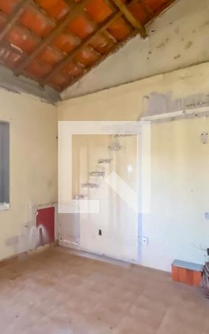 Casa à venda com 275m², 3 quartos e 3 vagas Casa à venda com 275m², 3 quartos e 3 vagasQuarto de Serviço