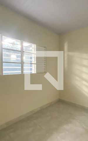 Casa à venda com 275m², 3 quartos e 3 vagas Casa à venda com 275m², 3 quartos e 3 vagasQuarto 2