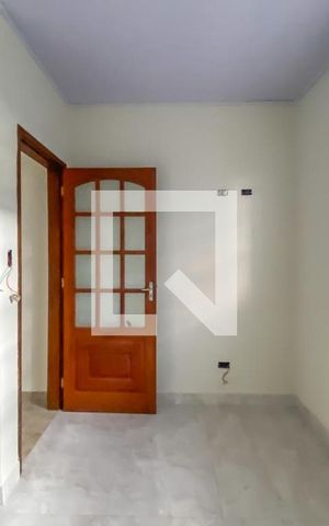 Casa à venda com 275m², 3 quartos e 3 vagas Casa à venda com 275m², 3 quartos e 3 vagasQuarto 2