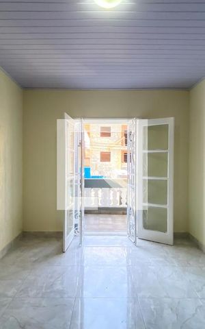 Casa à venda com 275m², 3 quartos e 3 vagas Casa à venda com 275m², 3 quartos e 3 vagasQuarto 1