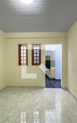 Casa à venda com 275m², 3 quartos e 3 vagas Casa à venda com 275m², 3 quartos e 3 vagasSuíte