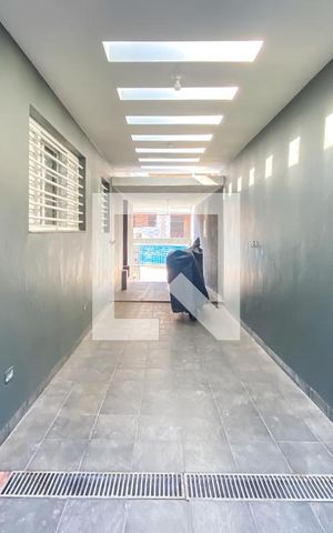 Casa à venda com 275m², 3 quartos e 3 vagas Casa à venda com 275m², 3 quartos e 3 vagasGaragem