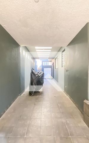 Casa à venda com 275m², 3 quartos e 3 vagas Casa à venda com 275m², 3 quartos e 3 vagasGaragem