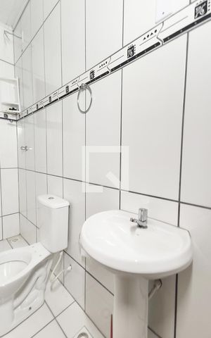 Casa para alugar com 90m², 1 quarto e 1 vaga Casa para alugar com 90m², 1 quarto e 1 vagaBanheiro