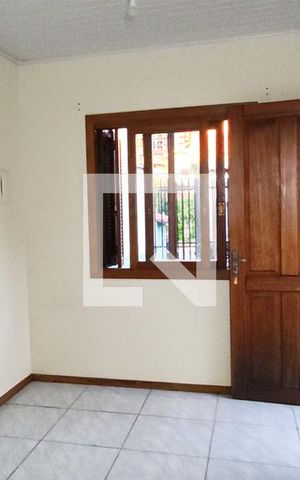 Casa para alugar com 90m², 1 quarto e 1 vaga Casa para alugar com 90m², 1 quarto e 1 vagaSala