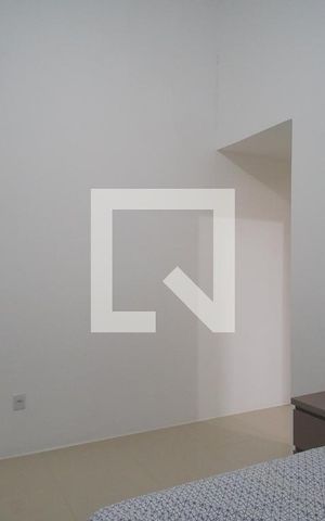 Casa à venda com 197m², 3 quartos e 3 vagas Casa à venda com 197m², 3 quartos e 3 vagassuite