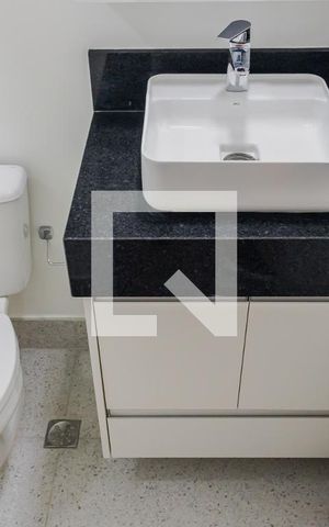 Apartamento para alugar com 25m², 1 quarto e sem vaga Apartamento para alugar com 25m², 1 quarto e sem vagaBanheiro