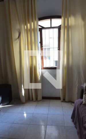 Apartamento para alugar com 160m², 4 quartos e sem vagaSala