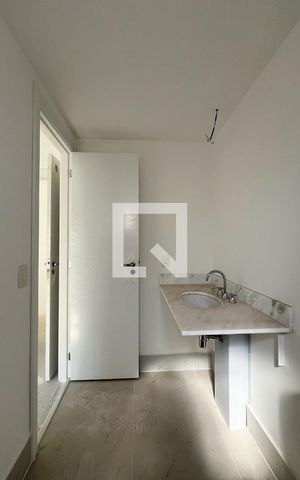 Apartamento à venda com 96m², 2 quartos e 2 vagasBanheiro da Suíte 2