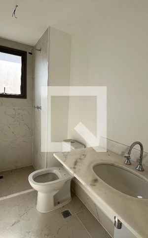 Apartamento à venda com 96m², 2 quartos e 2 vagasBanheiro da Suíte 1