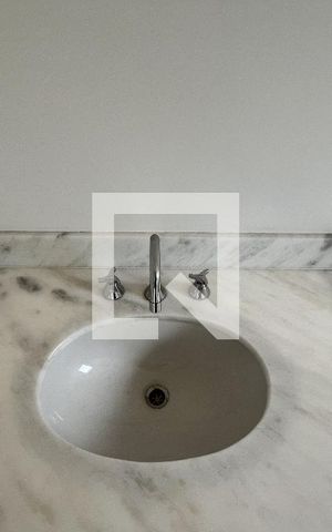 Apartamento à venda com 96m², 2 quartos e 2 vagasBanheiro da Suíte 2