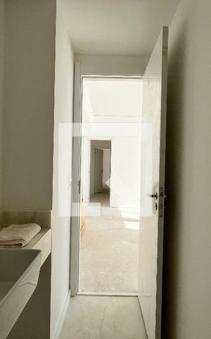 Apartamento à venda com 96m², 2 quartos e 2 vagasLavabo
