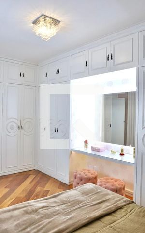 Casa à venda com 320m², 3 quartos e 3 vagas Casa à venda com 320m², 3 quartos e 3 vagasQuarto 1