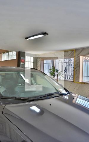 Casa à venda com 320m², 3 quartos e 3 vagas Casa à venda com 320m², 3 quartos e 3 vagasGaragem
