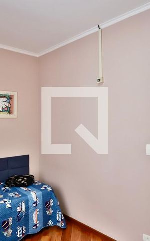 Casa à venda com 320m², 3 quartos e 3 vagas Casa à venda com 320m², 3 quartos e 3 vagasQuarto 3