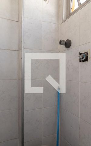 Apartamento à venda com 80m², 3 quartos e sem vagaBanheiro de Serviço