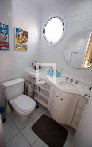 Apartamento à venda com 173m², 3 quartos e 3 vagasBanheiro do Quarto 1