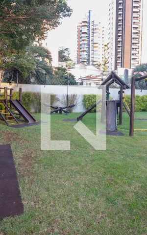 Apartamento à venda com 173m², 3 quartos e 3 vagasÁrea comum - Playground