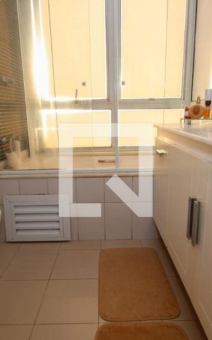 Apartamento à venda com 173m², 3 quartos e 3 vagasBanheiro da Suíte