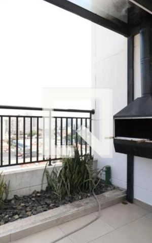 Studio para alugar com 34m², 1 quarto e 1 vaga Studio para alugar com 34m², 1 quarto e 1 vagaChurrasqueira