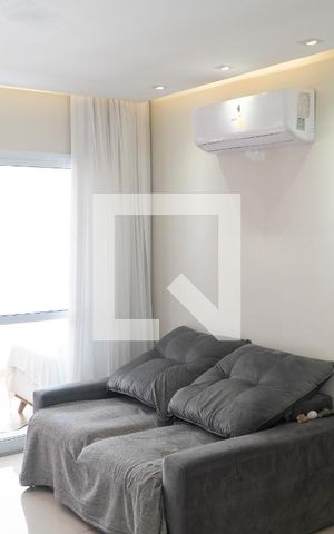 Apartamento à venda com 68m², 2 quartos e 2 vagas Apartamento à venda com 68m², 2 quartos e 2 vagasSala