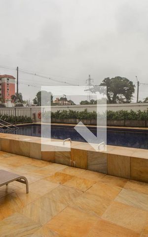 Apartamento à venda com 50m², 2 quartos e 1 vaga Apartamento à venda com 50m², 2 quartos e 1 vagaÁrea comum - Piscina
