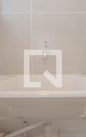 Apartamento à venda com 50m², 2 quartos e 1 vaga Apartamento à venda com 50m², 2 quartos e 1 vagaCozinha e Área de Serviço