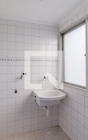 Apartamento à venda com 70m², 2 quartos e 1 vagaCozinha e área de serviço