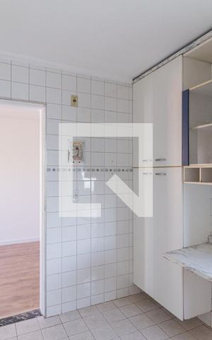 Apartamento à venda com 70m², 2 quartos e 1 vagaCozinha e área de serviço