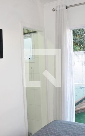 Casa à venda com 60m², 2 quartos e 1 vaga Casa à venda com 60m², 2 quartos e 1 vagaQuarto 01 - Suíte e Varanda