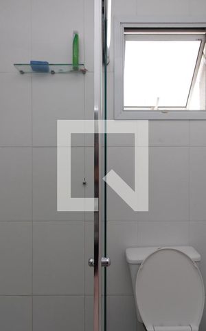 Apartamento à venda com 76m², 2 quartos e 2 vagasBanheiro da Suíte
