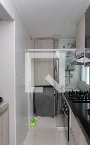 Apartamento à venda com 76m², 2 quartos e 2 vagasCozinha e Área de Serviço