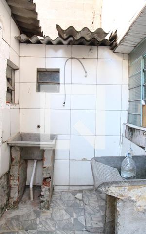 Casa à venda com 19m², 1 quarto e sem vagaÁrea de Serviço