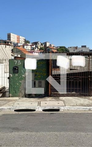 Casa à venda com 19m², 1 quarto e sem vaga Casa à venda com 19m², 1 quarto e sem vagaFachada