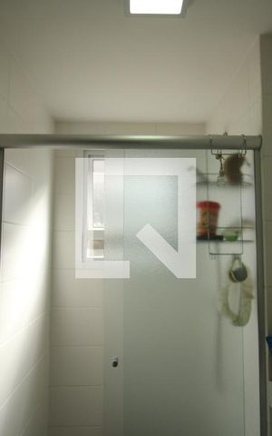 Apartamento para alugar com 55m², 2 quartos e 1 vagaBanheiro 2