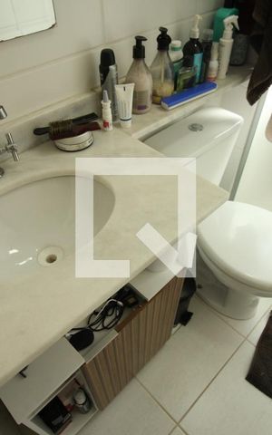 Apartamento para alugar com 55m², 2 quartos e 1 vagaBanheiro 1