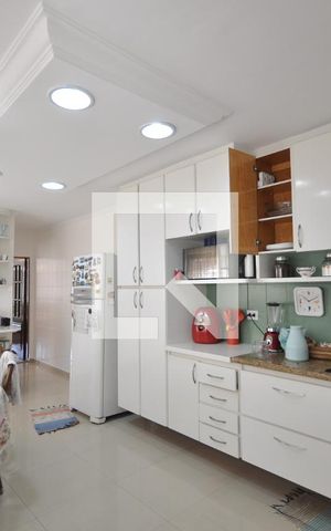 Casa à venda com 125m², 3 quartos e 2 vagasCozinha