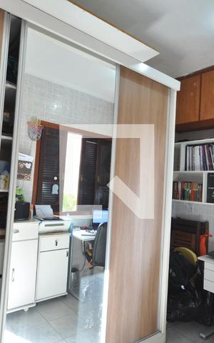 Casa à venda com 125m², 3 quartos e 2 vagasQuarto de Serviço