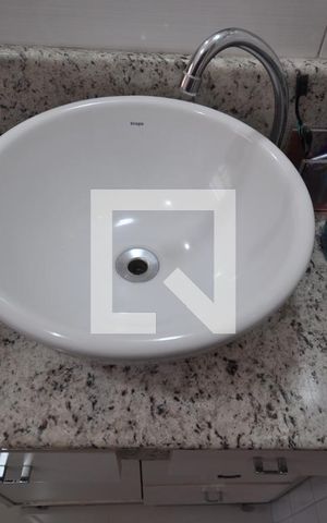 Casa à venda com 125m², 3 quartos e 2 vagasBanheiro Social