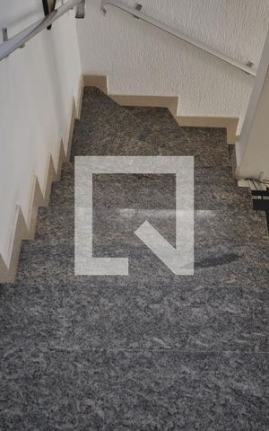 Casa à venda com 125m², 3 quartos e 2 vagasEscada