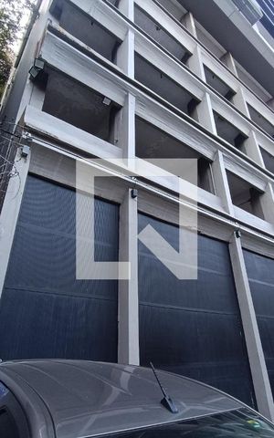 Apartamento à venda com 125m², 3 quartos e 1 vagaFachada com cartaz QA