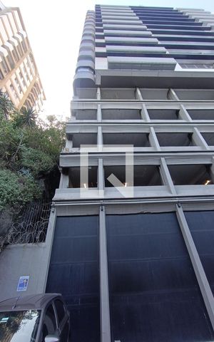 Apartamento à venda com 125m², 3 quartos e 1 vagaFachada com cartaz QA