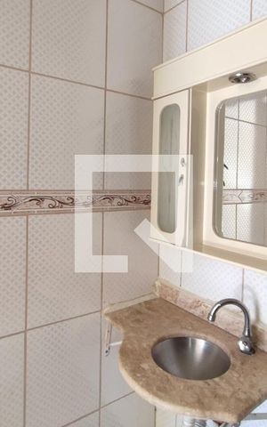 Casa à venda com 300m², 3 quartos e 3 vagas Casa à venda com 300m², 3 quartos e 3 vagasBanheiro Suíte 1