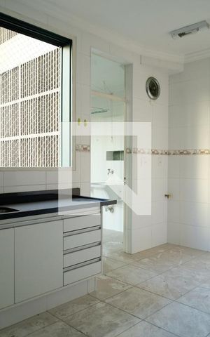 Apartamento à venda com 180m², 4 quartos e 1 vagaCozinha