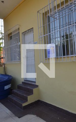 Casa para alugar com 60m², 2 quartos e 1 vagaQuintal