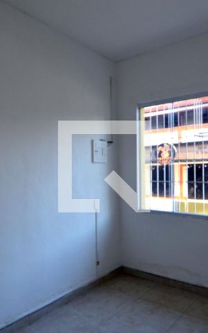 Casa para alugar com 60m², 2 quartos e 1 vagaQuarto 1
