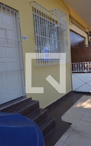 Casa para alugar com 60m², 2 quartos e 1 vagaQuintal